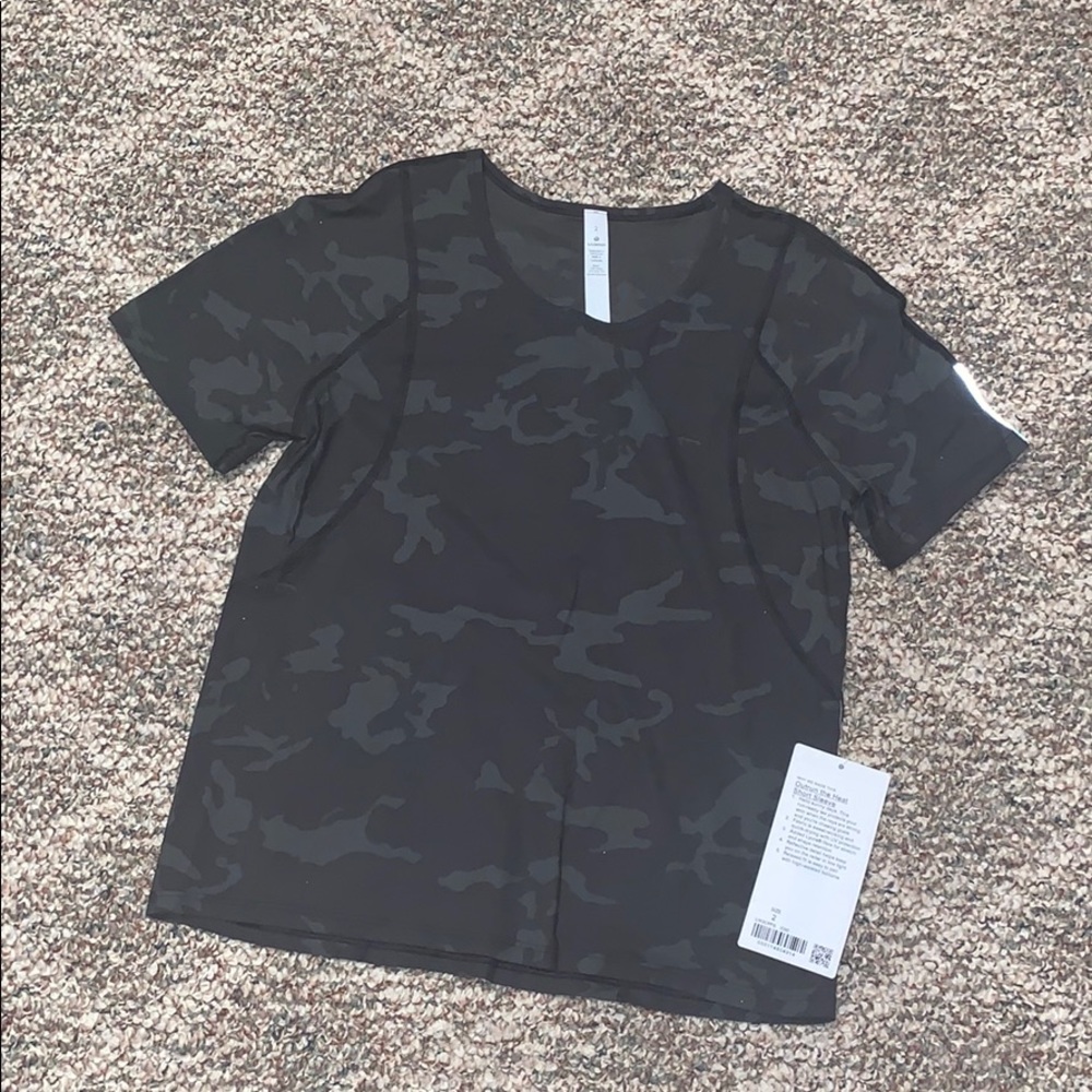 NWT camo lululemon top